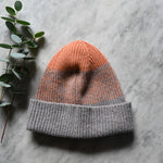 Load image into Gallery viewer, Lambswool Marl Ribbed Beanie
