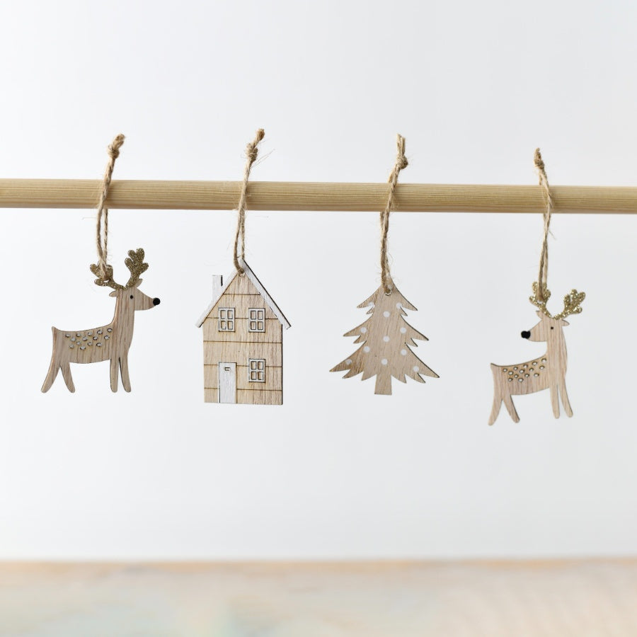 Festive Wood Decoration Set
