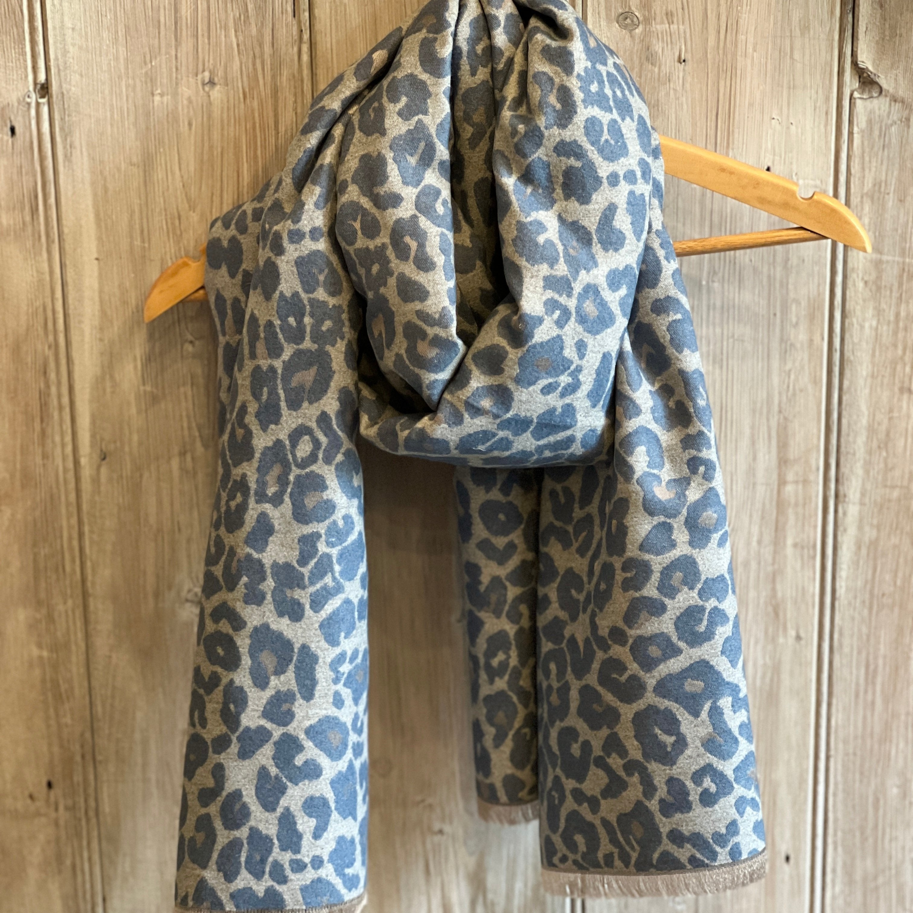 Cosy Leopard Scarf, 3 colours