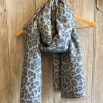 Load image into Gallery viewer, Cosy Leopard Scarf, 3 colours

