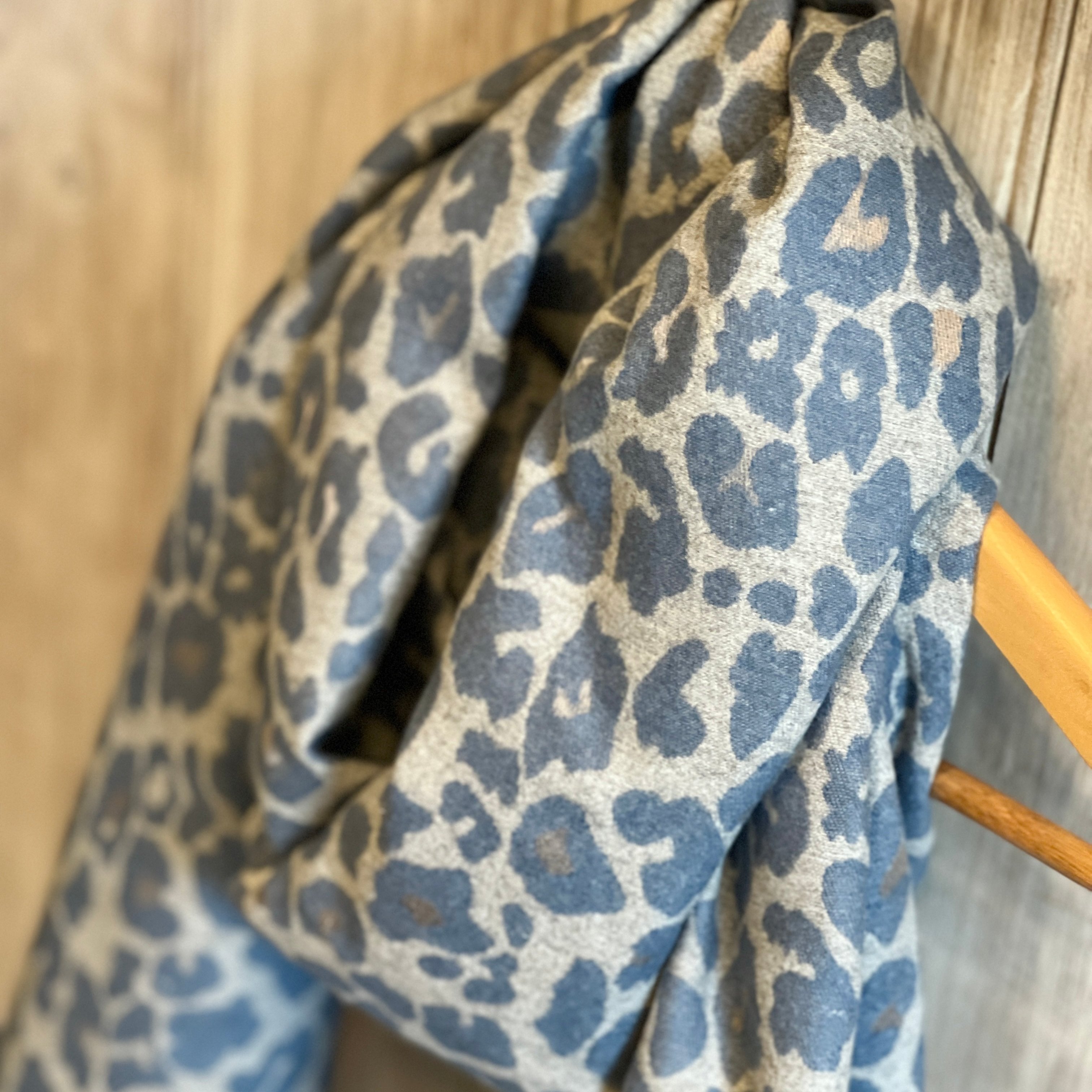 Cosy Leopard Scarf, 3 colours