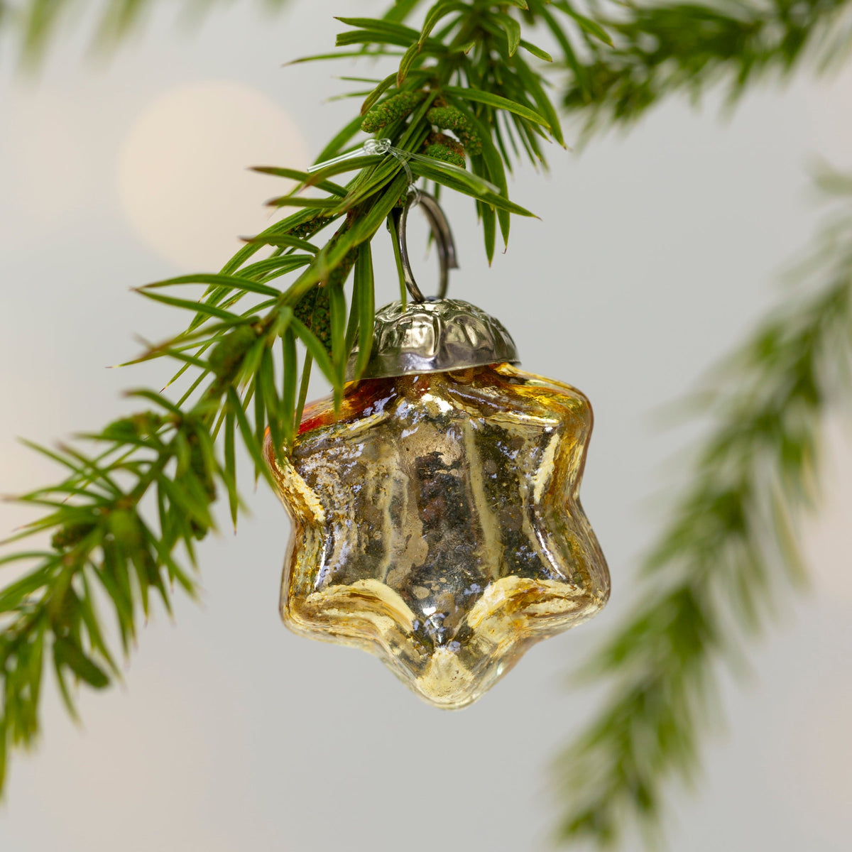 Antique Style Star Baubles